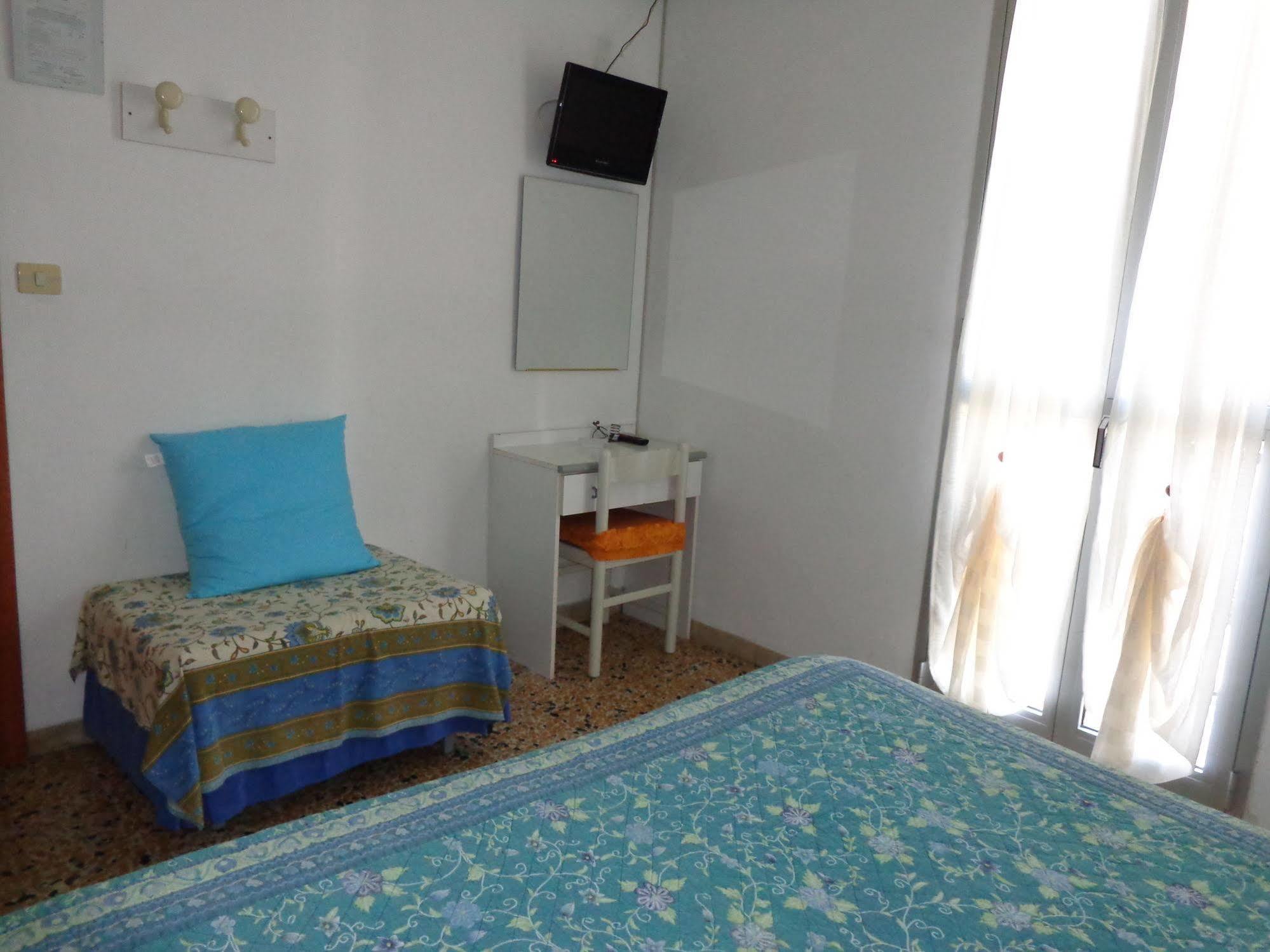 Hotel Lora Rda Luxury Bordighera Zewnętrze zdjęcie