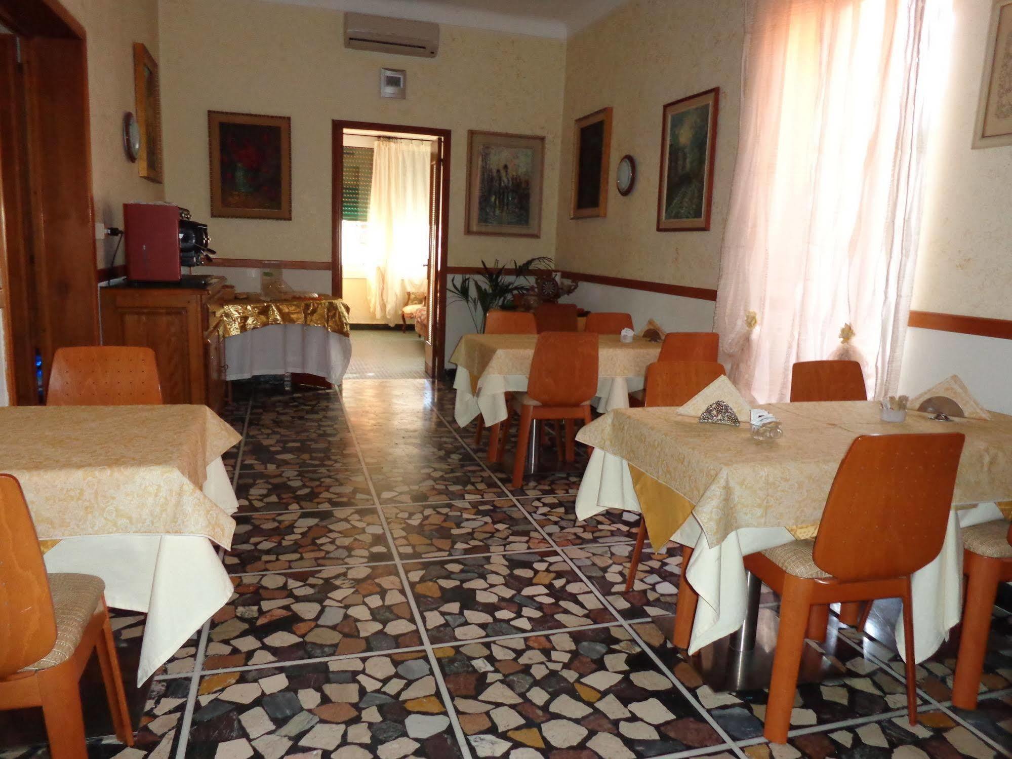 Hotel Lora Rda Luxury Bordighera Zewnętrze zdjęcie